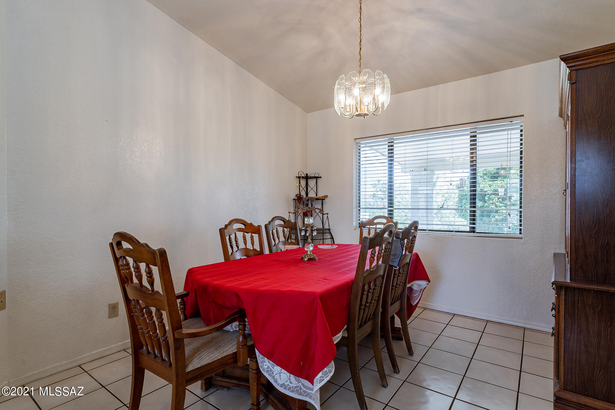 245 Cuarzo Court Rio Rico, AZ 85648 - Photo 7 of 36