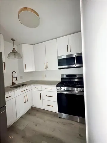 $2,550 | 9305 River Lane, River Ridge, LA 70123