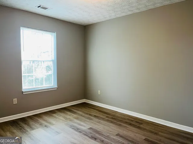 $1,295 | 105 Granite Street, Unit B, Hogansville, GA 30230