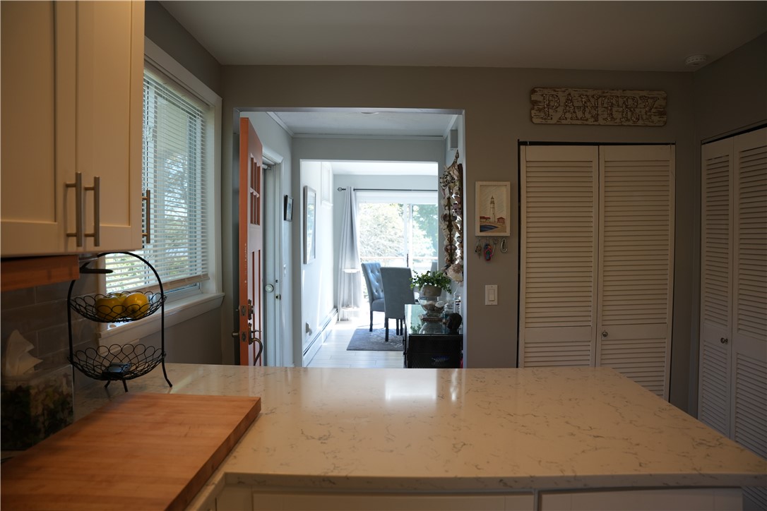 39 Lake Road Narragansett, RI 02882 - Photo 17 of 37