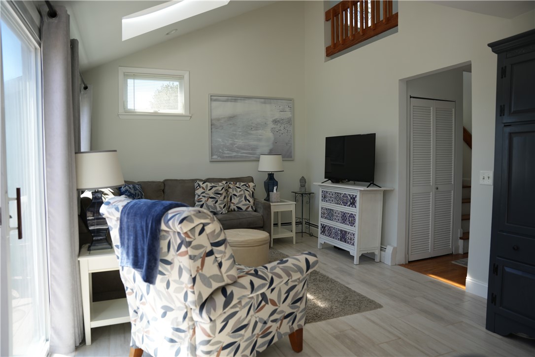 39 Lake Road Narragansett, RI 02882 - Photo 20 of 37