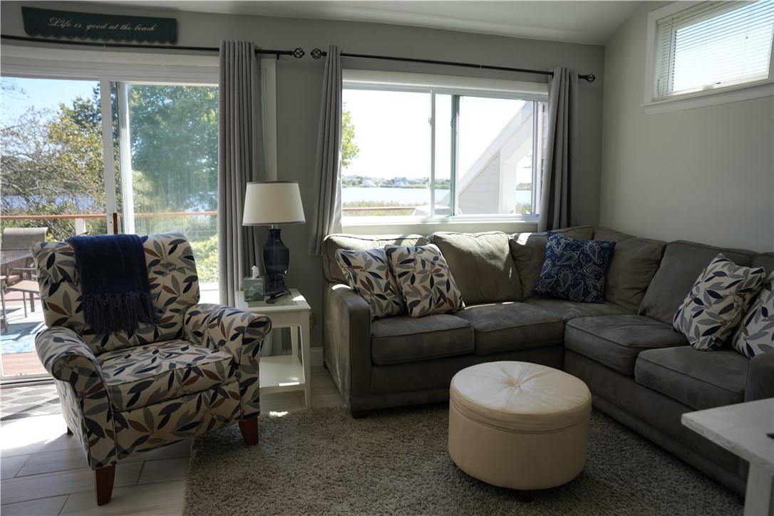 39 Lake Road Narragansett, RI 02882 - Photo 25 of 37