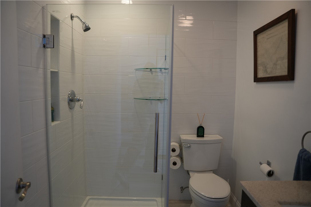 39 Lake Road Narragansett, RI 02882 - Photo 10 of 37