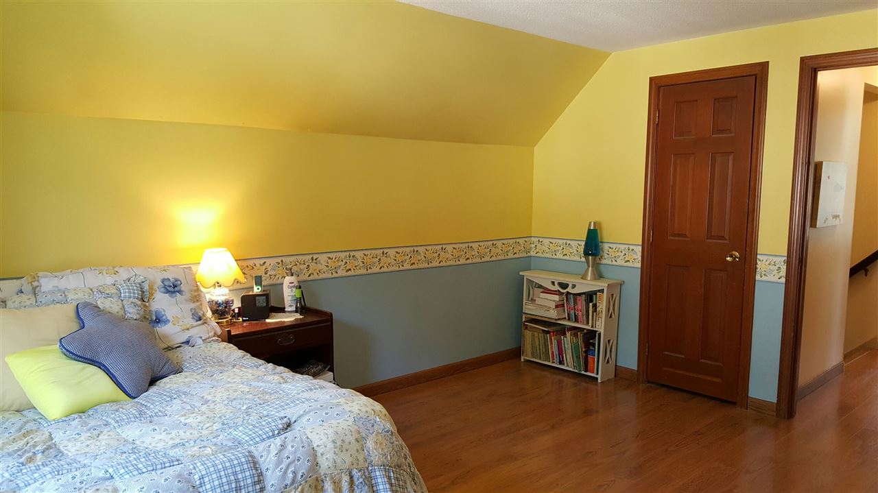 15 Wellesley Road Nashua, NH 03062 - Photo 24 of 38 Gallery Image 24
