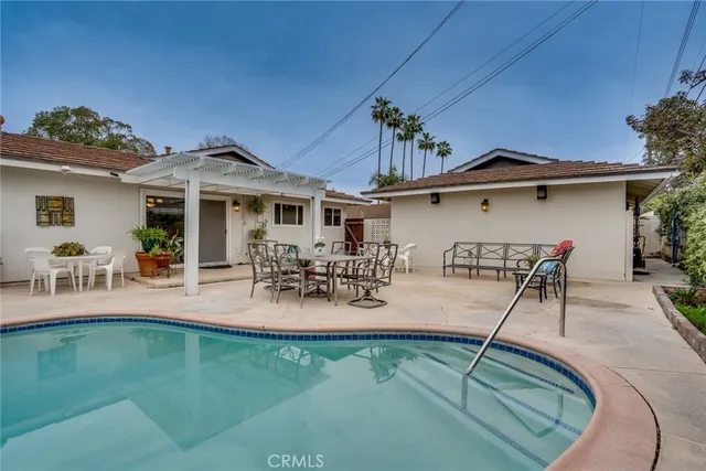 $1,223,000 | 512 South Swidler Place, Orange, CA 92869