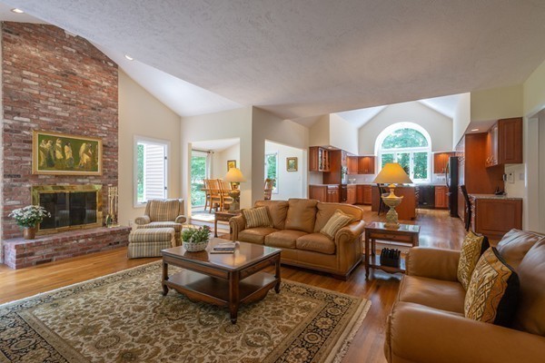 120 Ruddock Road Sudbury, MA 01776 - Photo 8 of 24 Gallery Image 8