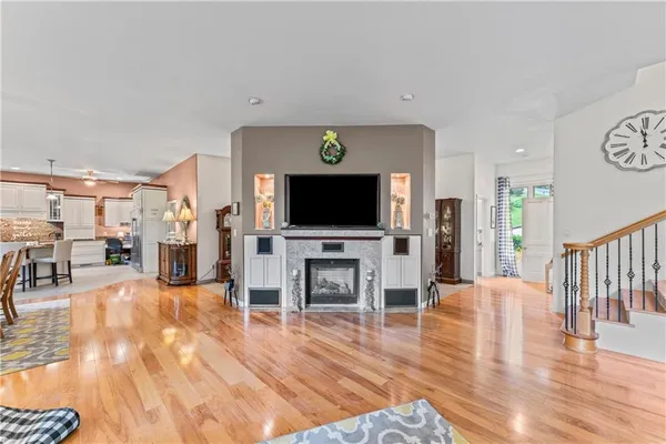 $899,999 | 320 Holly Lane, Walhalla, SC 29691