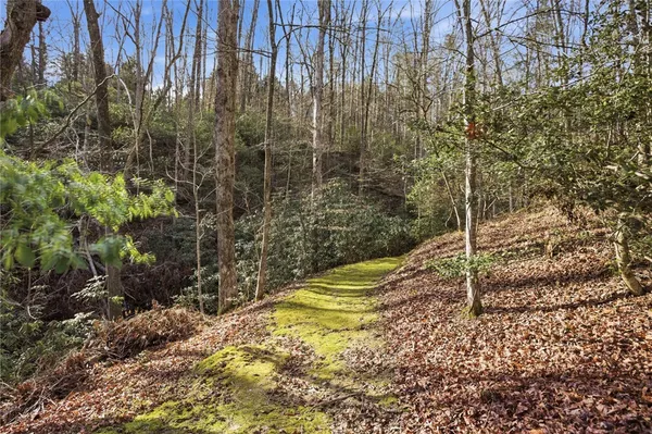 $899,999 | 320 Holly Lane, Walhalla, SC 29691