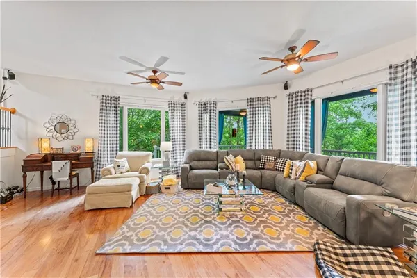 $899,999 | 320 Holly Lane, Walhalla, SC 29691