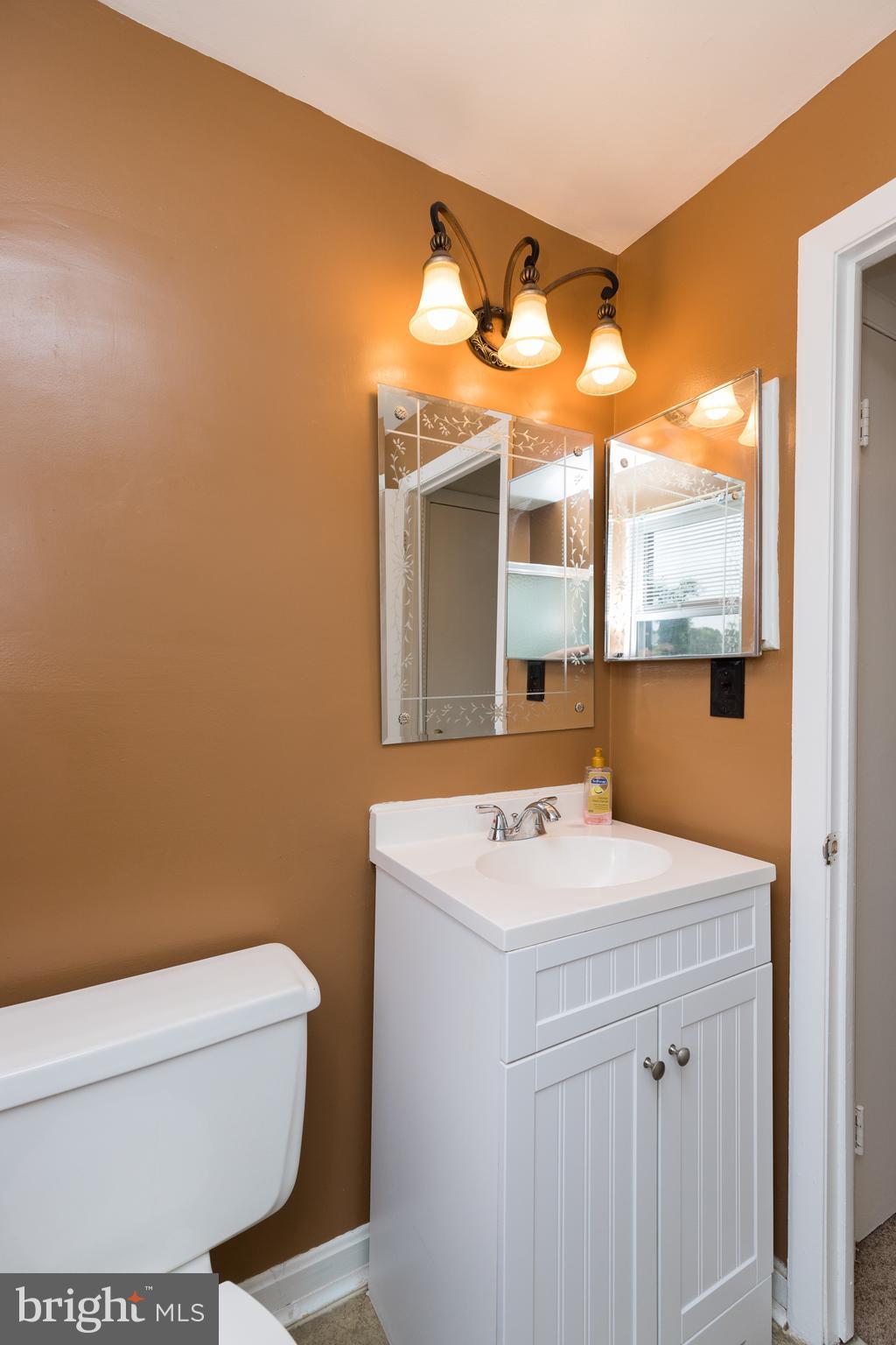 4836 Melbourne Road Baltimore, MD 21229 - Photo 22 of 41