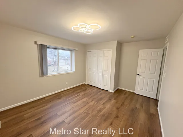 $2,950 | 1553 Lakewood Drive, Troy, MI 48083