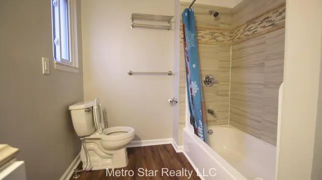 $2,950 | 1553 Lakewood Drive, Troy, MI 48083