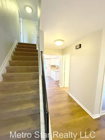 $2,950 | 1553 Lakewood Drive, Troy, MI 48083