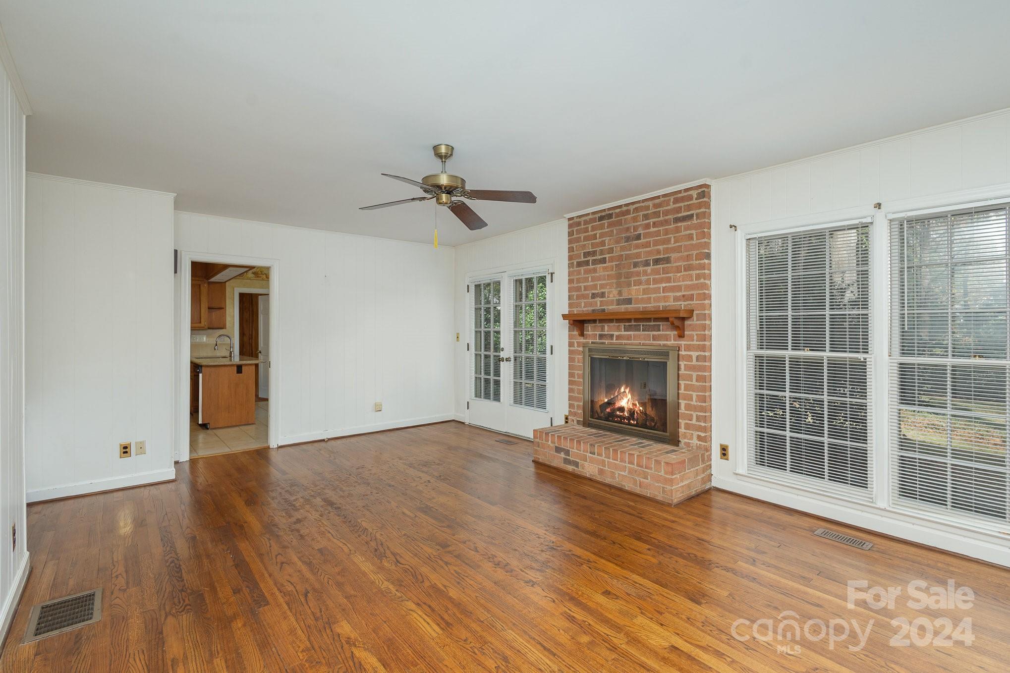 4711 McAlpine Farm Road Charlotte, NC 28226 - Photo 11 of 27 Gallery Image 11