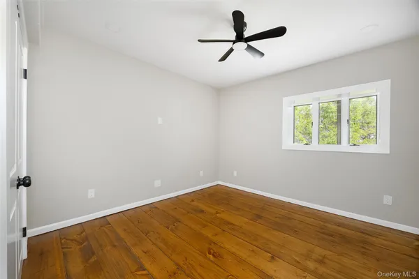 a view of a window in a room