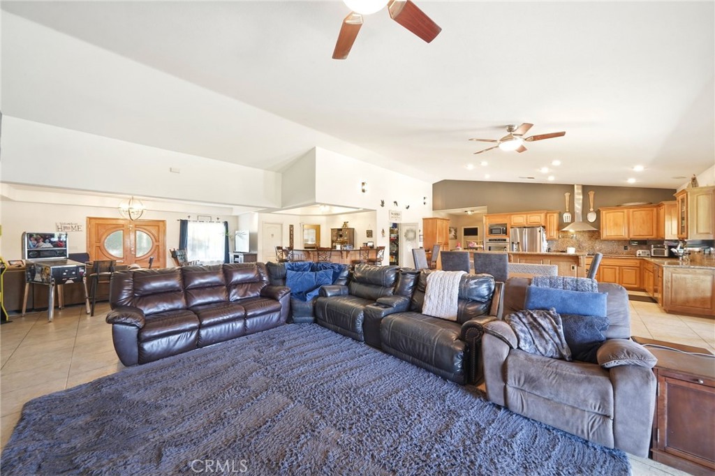 30510 Phillip Road Nuevo, CA 92567 - Photo 14 of 83