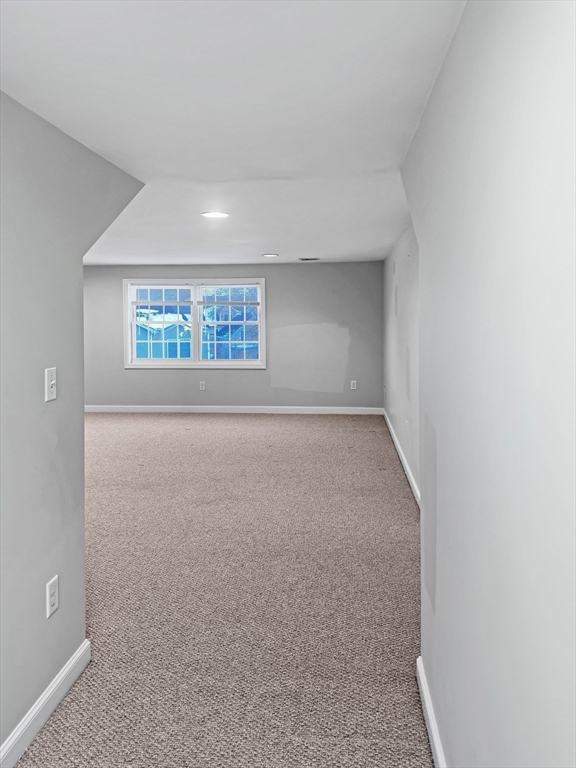 18 Ferry Street, Unit B Lawrence, MA 01841 - Photo 25 of 33