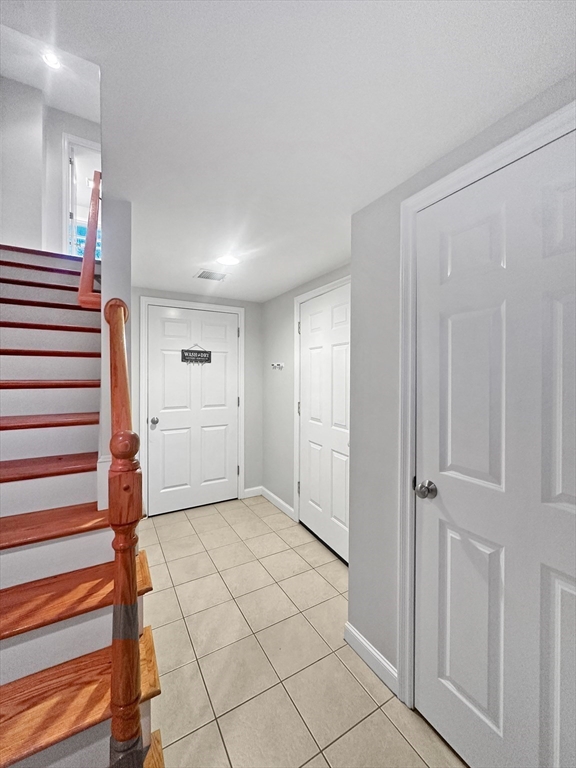 18 Ferry Street, Unit B Lawrence, MA 01841 - Photo 27 of 33