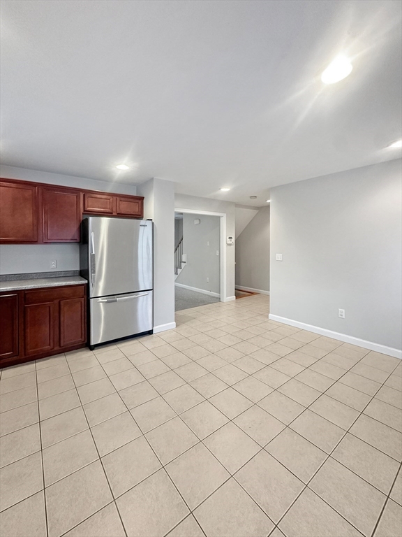 18 Ferry Street, Unit B Lawrence, MA 01841 - Photo 3 of 33