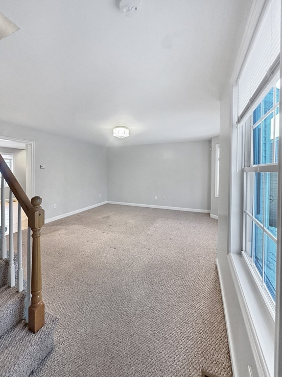 18 Ferry Street, Unit B Lawrence, MA 01841 - Photo 9 of 33