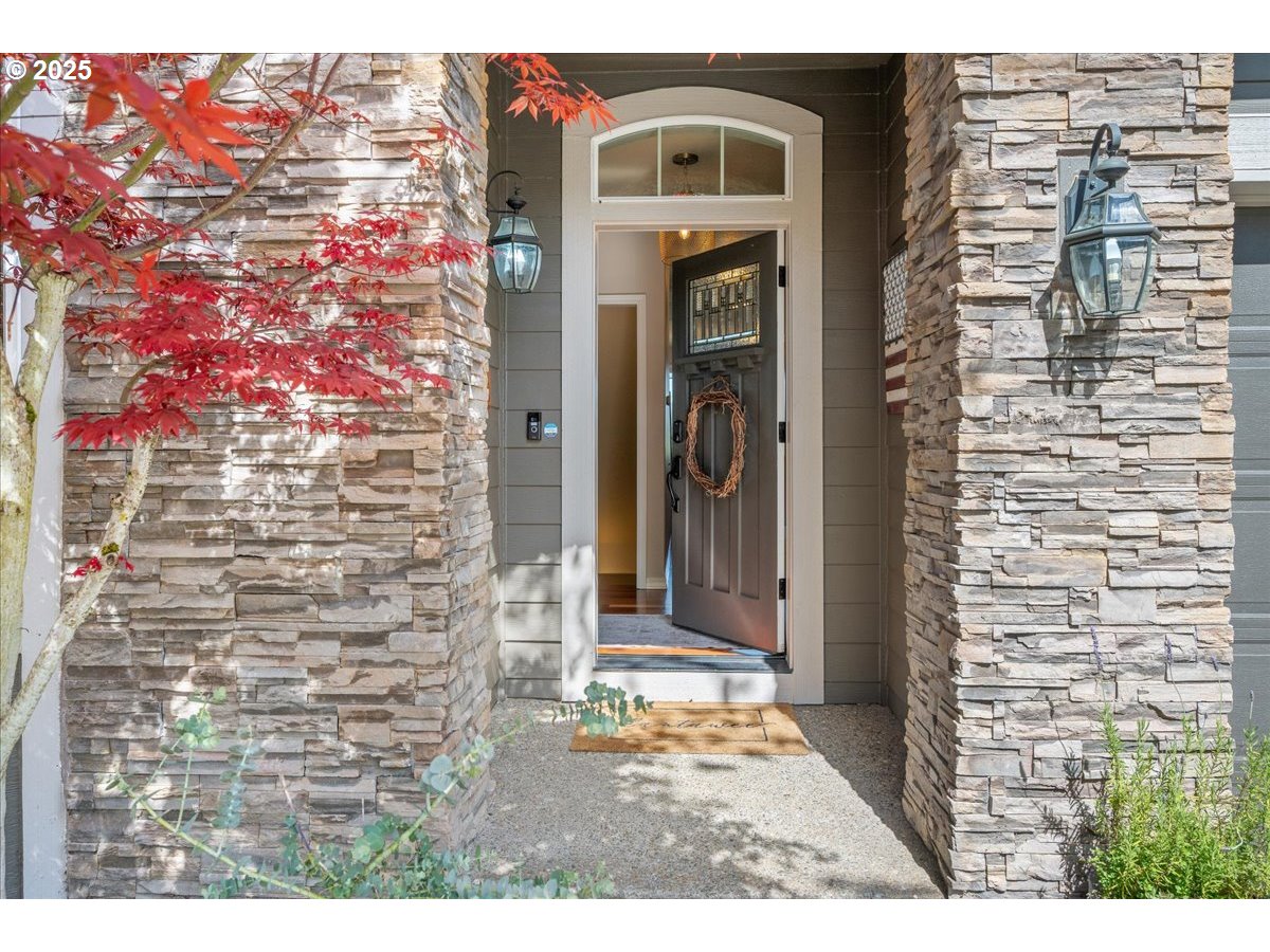 5254 Wedgewood Loop Newberg, OR 97132 - Photo 3 of 43