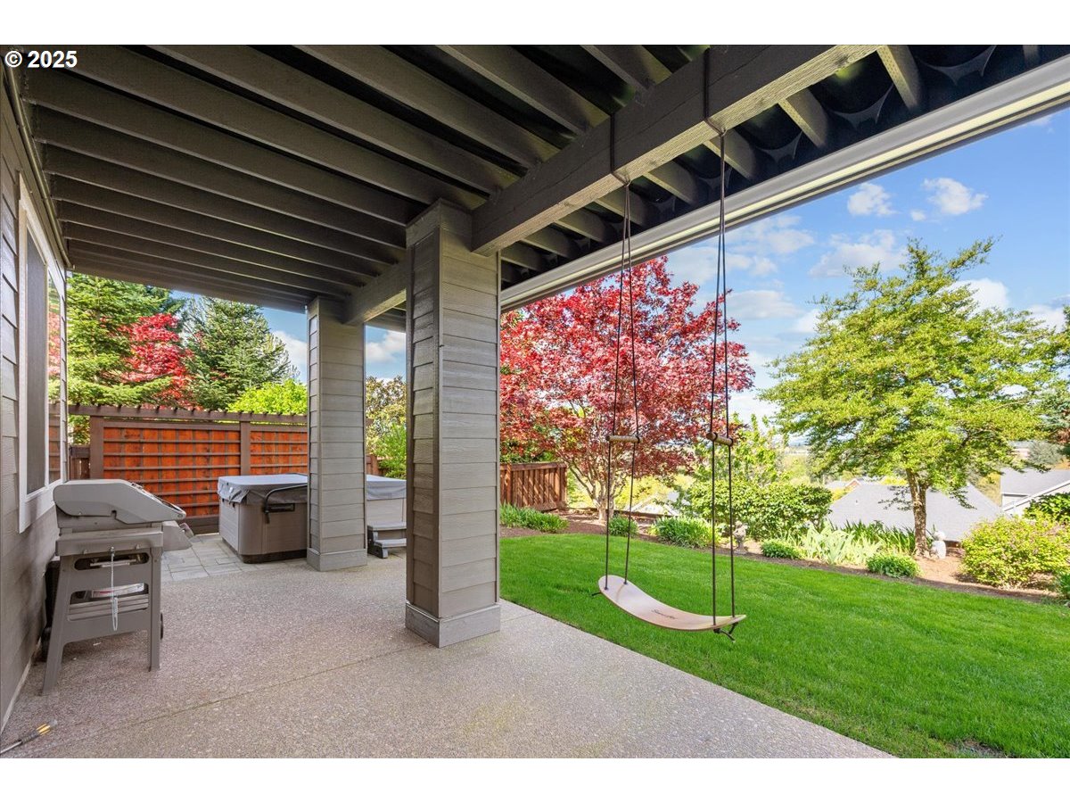 5254 Wedgewood Loop Newberg, OR 97132 - Photo 35 of 43 a view of a porch
