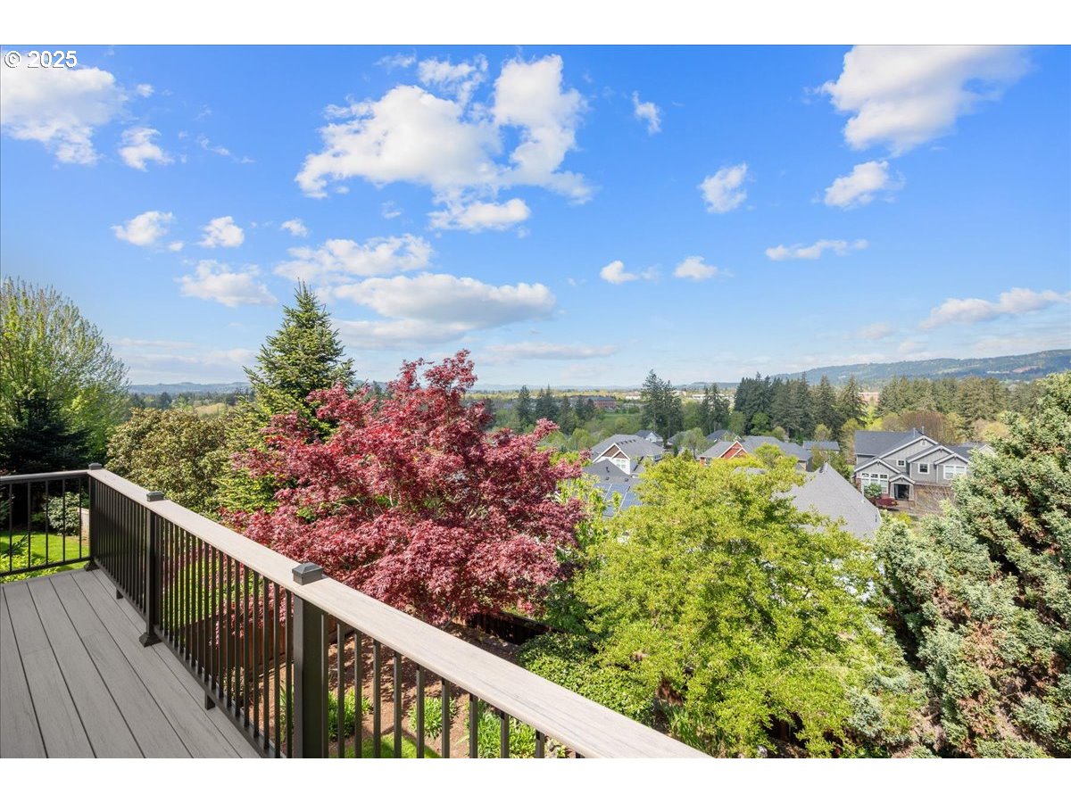 5254 Wedgewood Loop Newberg, OR 97132 - Photo 41 of 43 a view of a city from a balcony