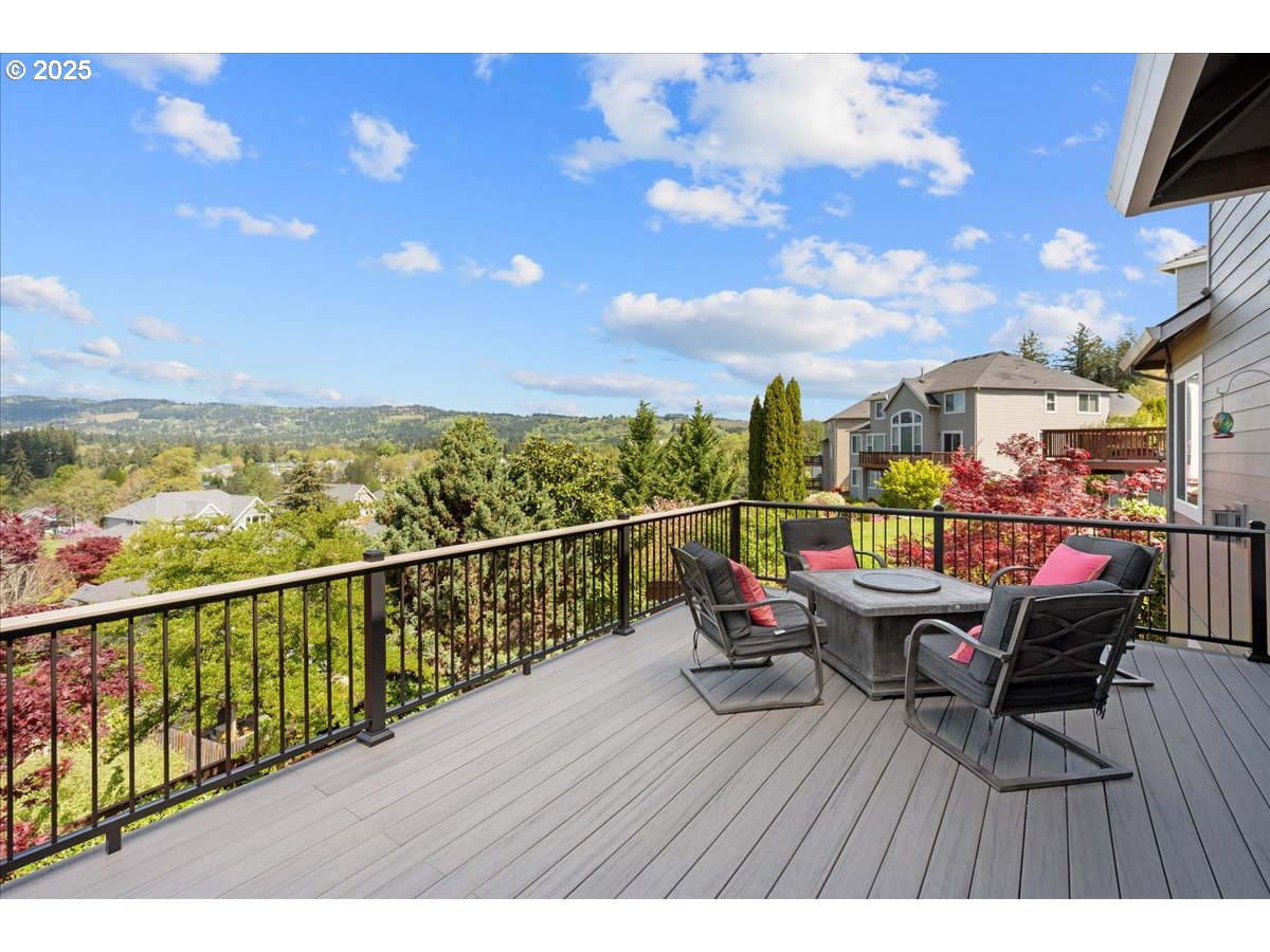 5254 Wedgewood Loop Newberg, OR 97132 - Photo 8 of 43 a view of roof deck with patio