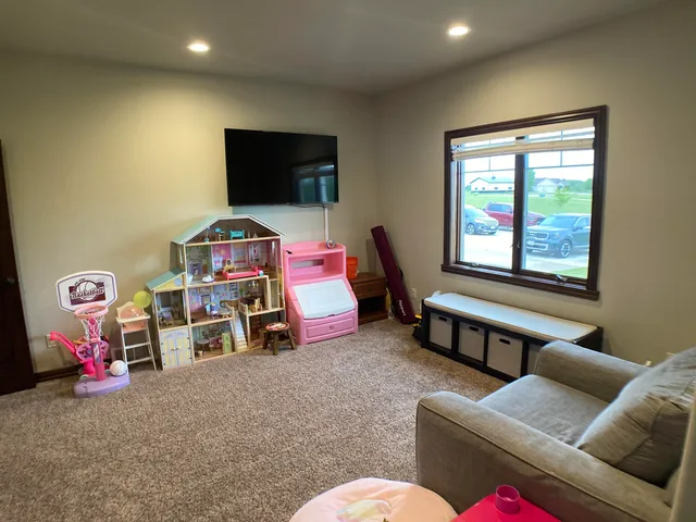 $699,900 | W5005 Alberts Lane, Bonduel, WI 54107