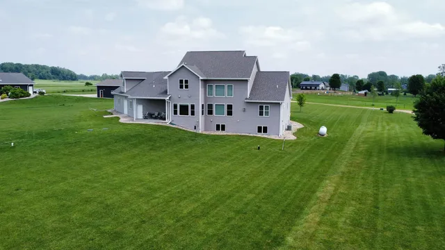 $699,900 | W5005 Alberts Lane, Bonduel, WI 54107