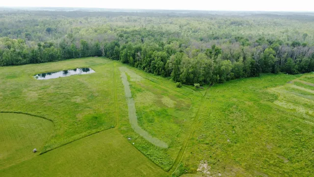 $699,900 | W5005 Alberts Lane, Bonduel, WI 54107