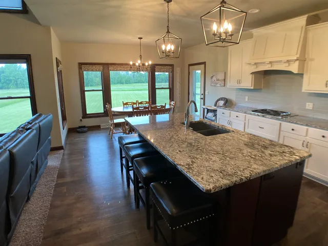 $699,900 | W5005 Alberts Lane, Bonduel, WI 54107