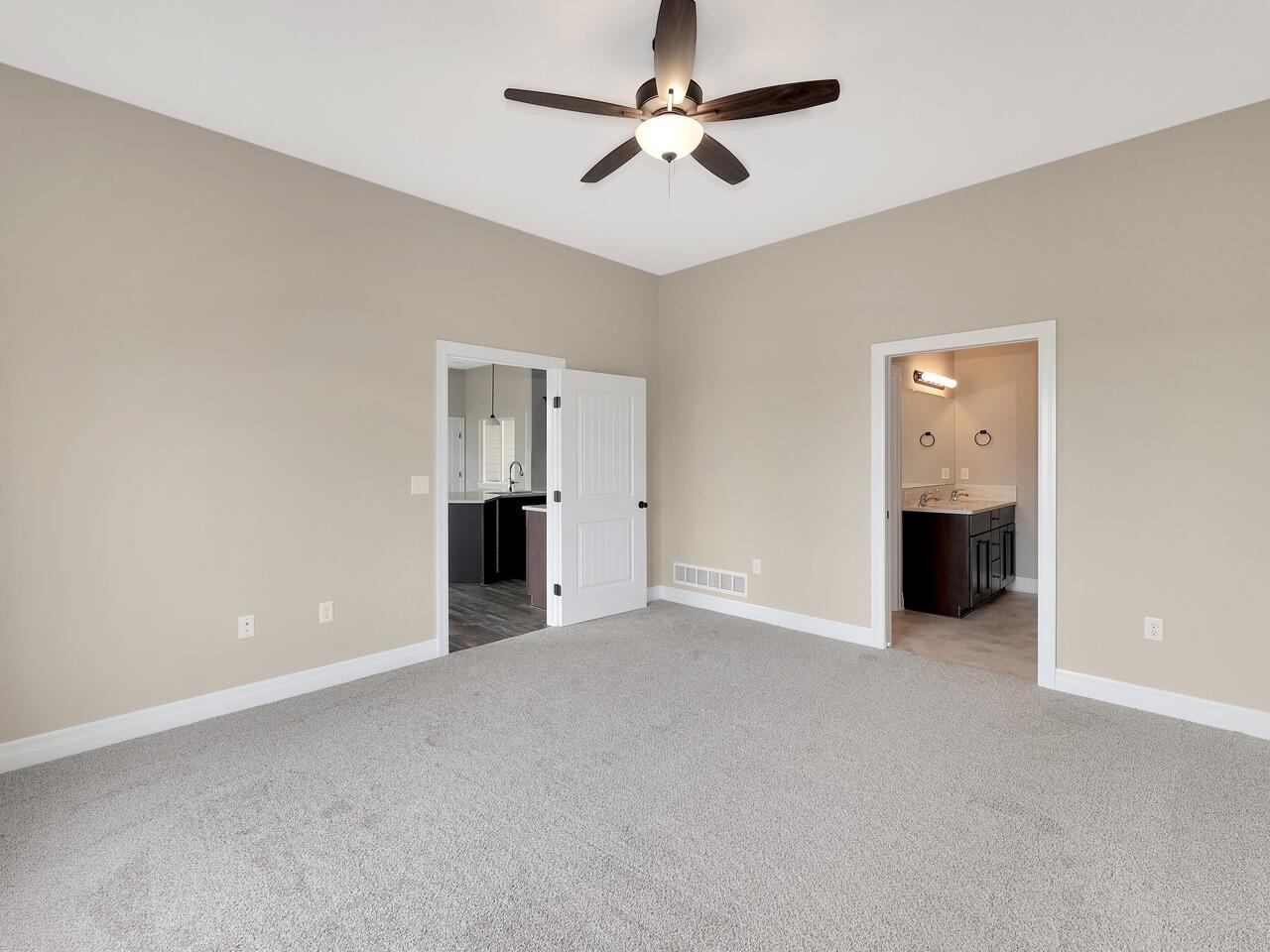 4628 South Flora Street Wichita, KS 67215 - Photo 18 of 28