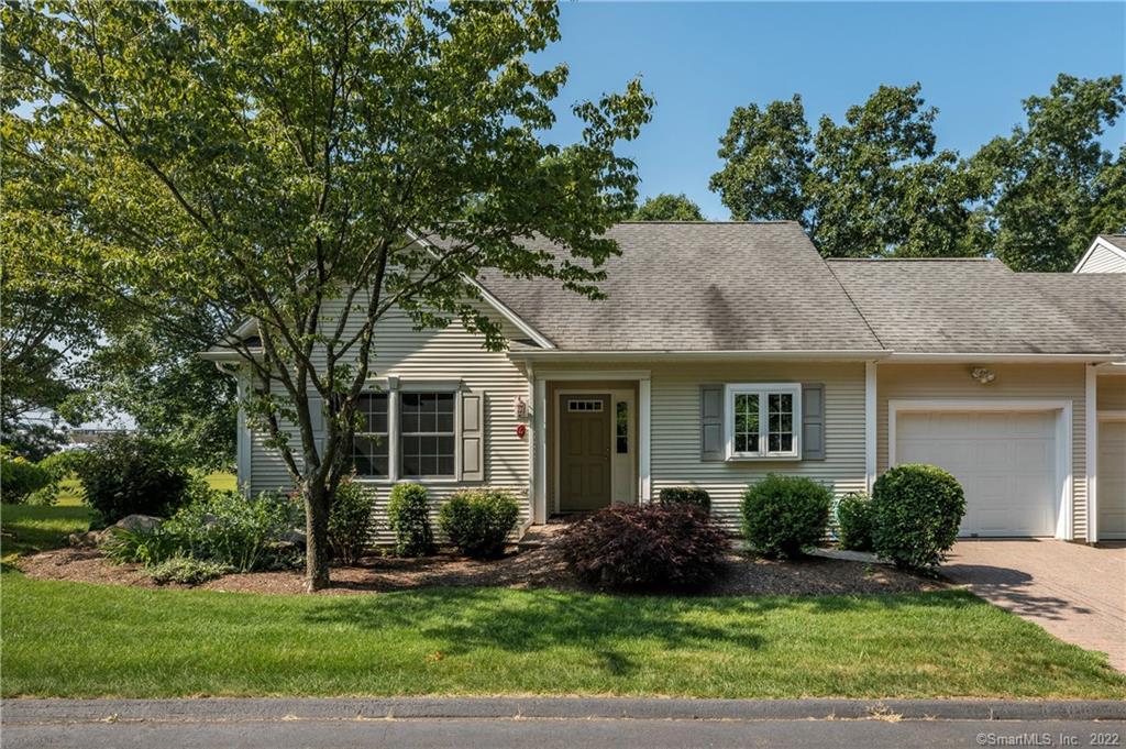 164 Hammock Road, Unit 4 Westbrook, CT 06498 - Photo 1 of 1