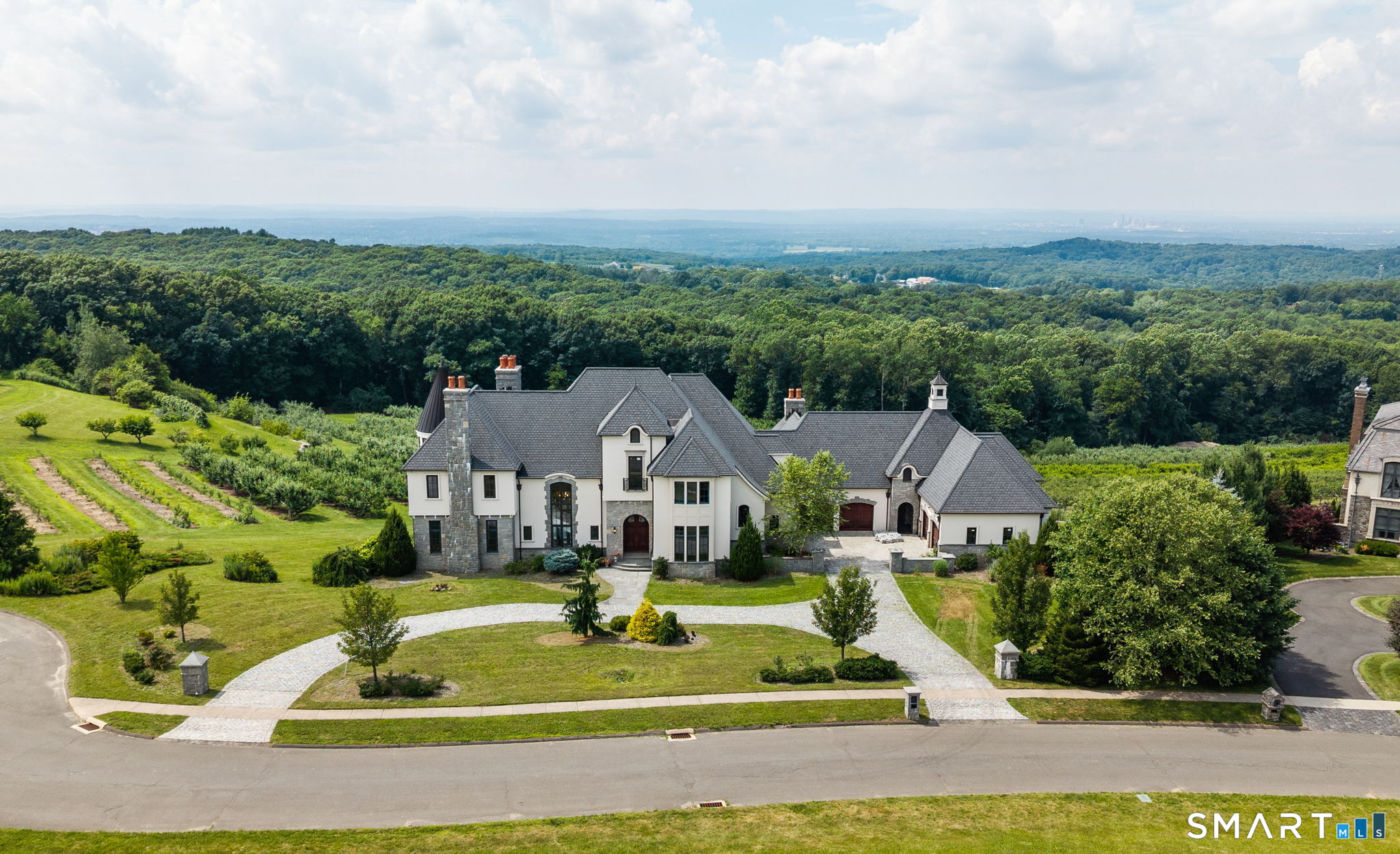 105 Crystal Ridge Glastonbury, CT 06073 - Photo 1 of 40