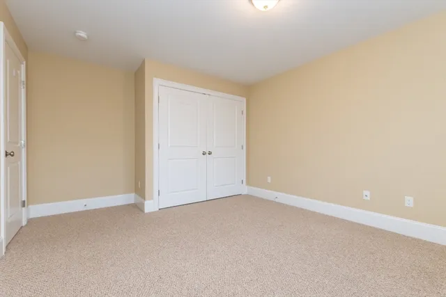 $5,500 | 15 Hialeah Lane, Framingham, MA 01701