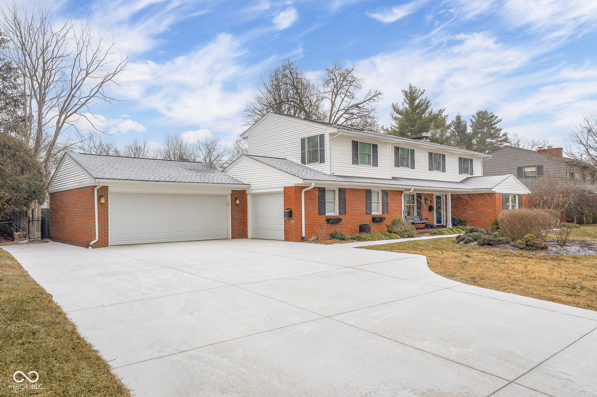 4123 North Riverside Drive Columbus, IN 47203 - Photo 2 of 89