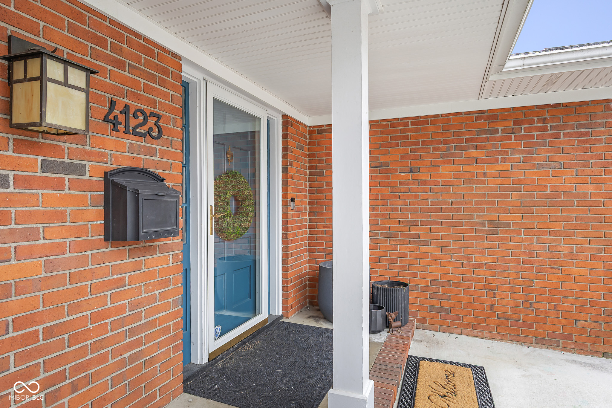 4123 North Riverside Drive Columbus, IN 47203 - Photo 3 of 89