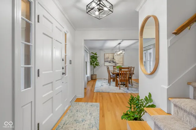 $725,000 | 4123 North Riverside Drive, Columbus, IN 47203