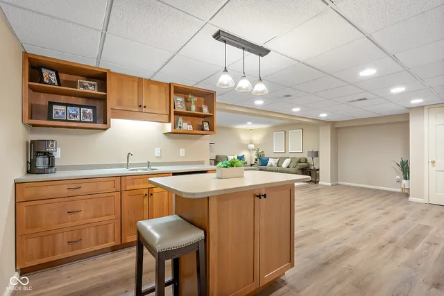 $725,000 | 4123 North Riverside Drive, Columbus, IN 47203