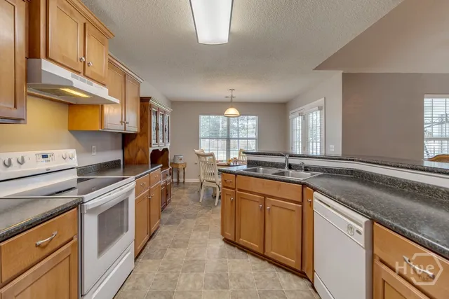 $310,000 | 285 Creekside Circle, Ellabell, GA 31308