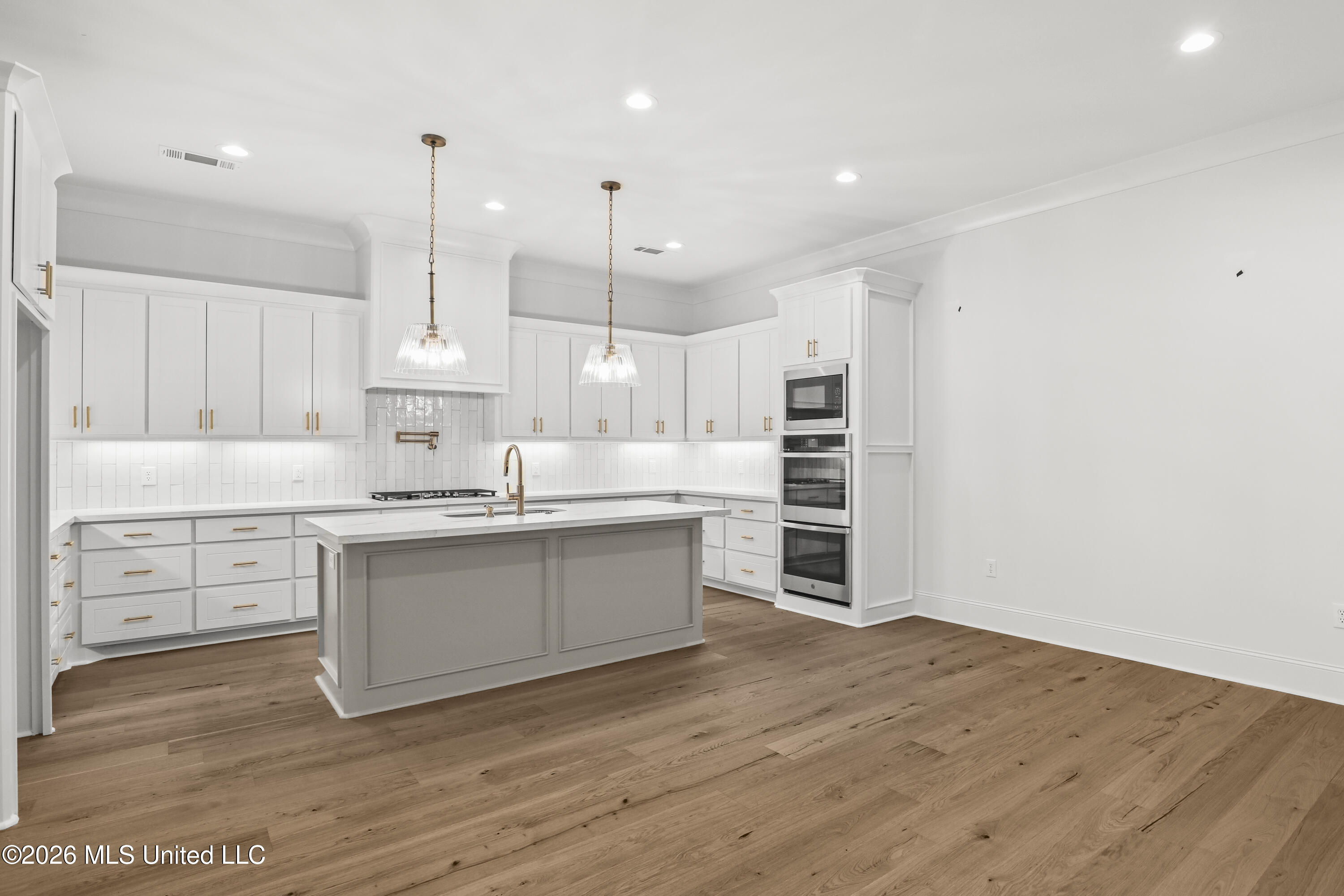 258 Caroline Boulevard Madison, MS 39110 - Photo 13 of 47 258 Caroline Blvd-17