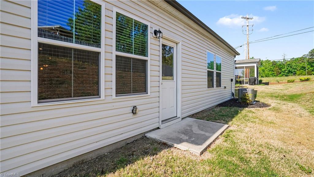940 Bloomington Way High Point, NC 27265 - Photo 27 of 27 Gallery Image 27