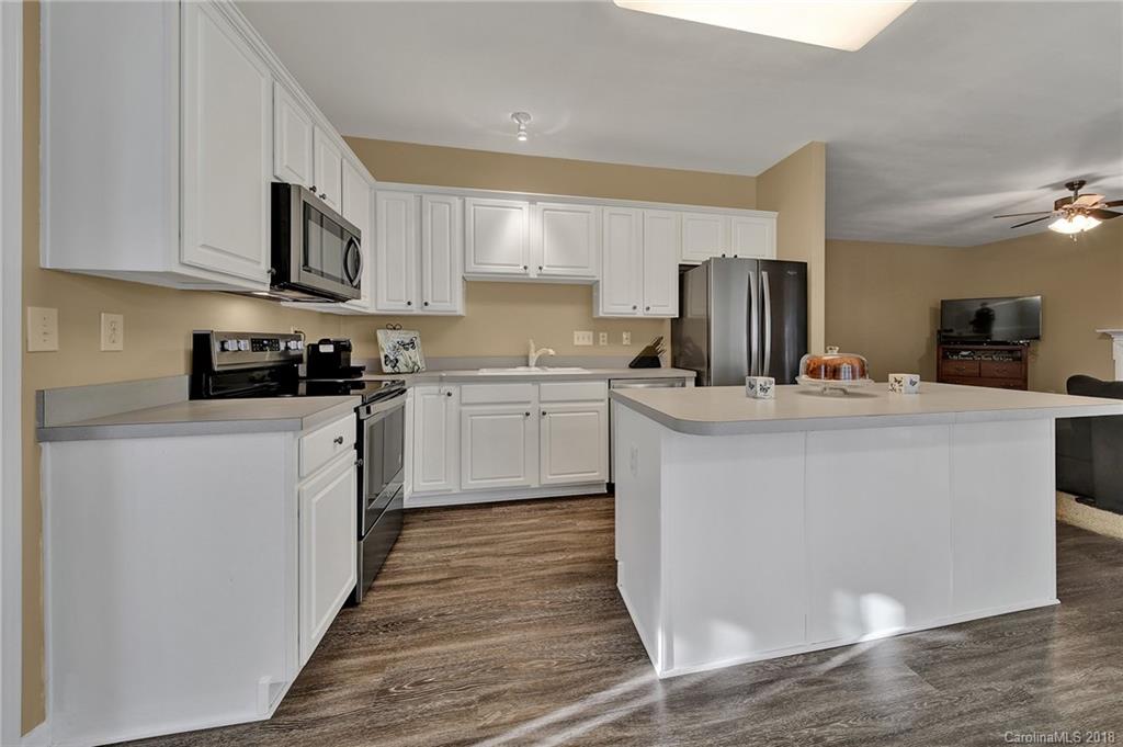 4932 Missi Lane Fort Mill, SC 29708 - Photo 6 of 30 Gallery Image 6