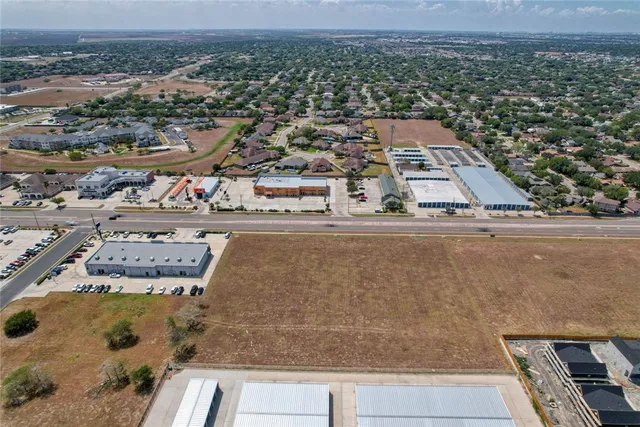 $3,250,000 | 6902-6918 South Staples Street, Corpus Christi, TX 78414