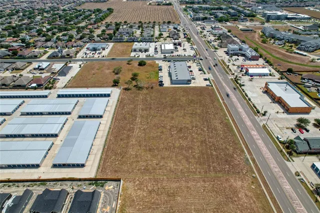 $3,250,000 | 6902-6918 South Staples Street, Corpus Christi, TX 78414