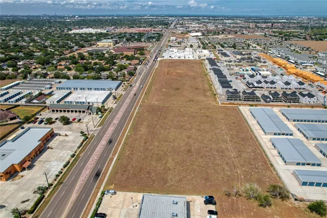 $3,250,000 | 6902-6918 South Staples Street, Corpus Christi, TX 78414