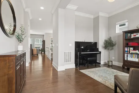 $715,000 | 1454 Somerset Place, Barrington, IL 60010