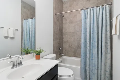 $715,000 | 1454 Somerset Place, Barrington, IL 60010