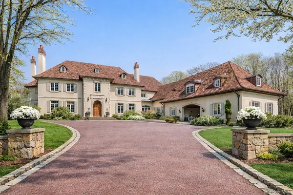 $6,790,000 | 4 Cowdray Park Drive, Armonk, NY 10504